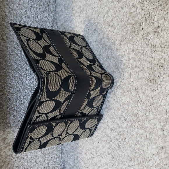 Coach monogram shoulder bag and wallet set - Picture 13 of 14